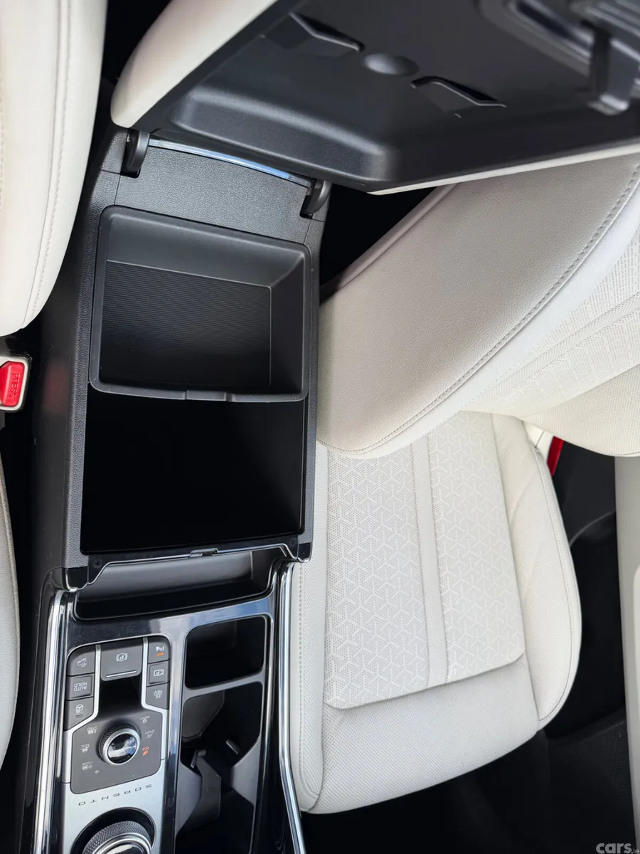 Kia Sorento SUV, Petrol Plug-in Hybrid, 2021, Grey