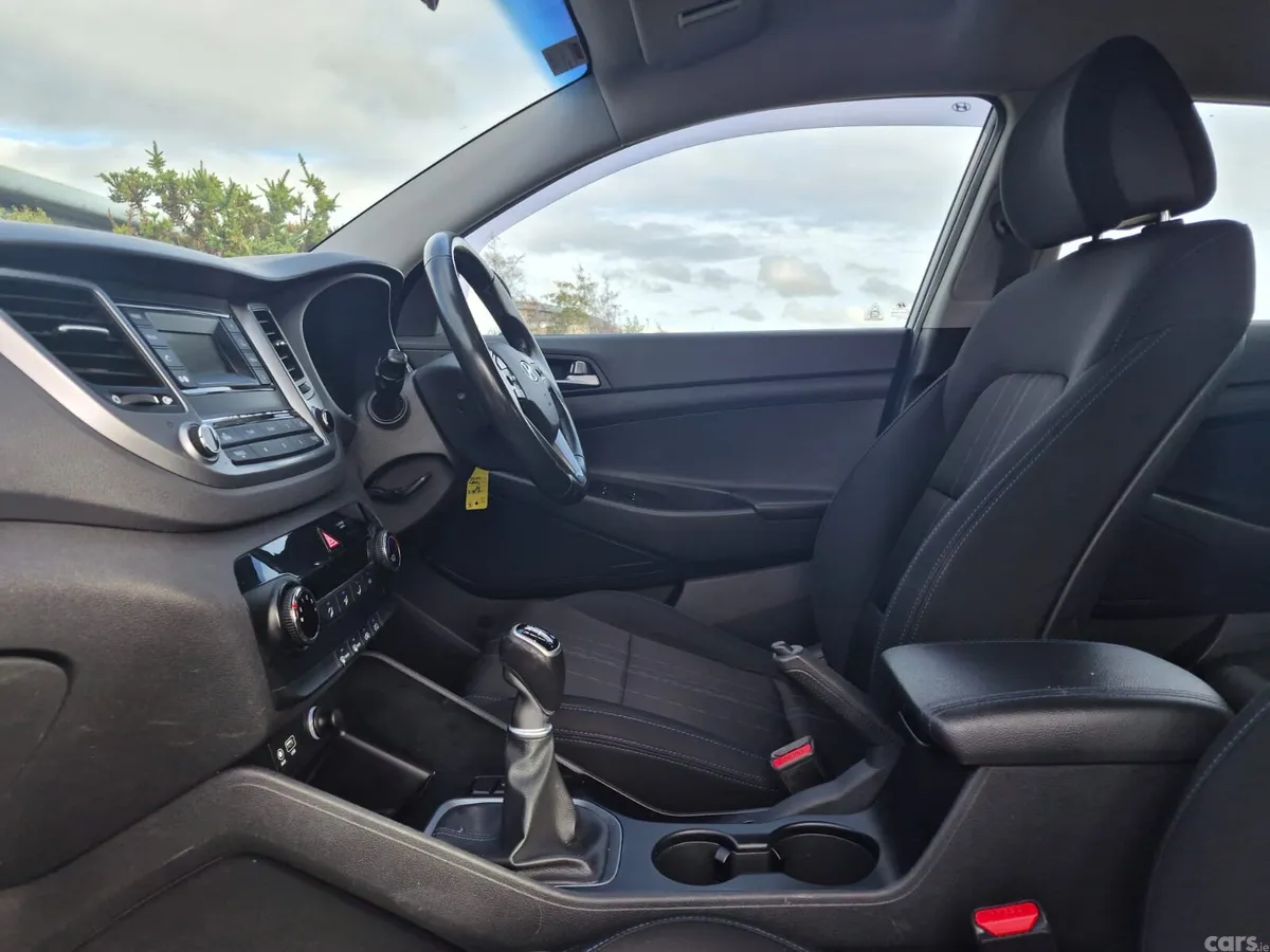Hyundai Tucson SUV, Diesel, 2016, White