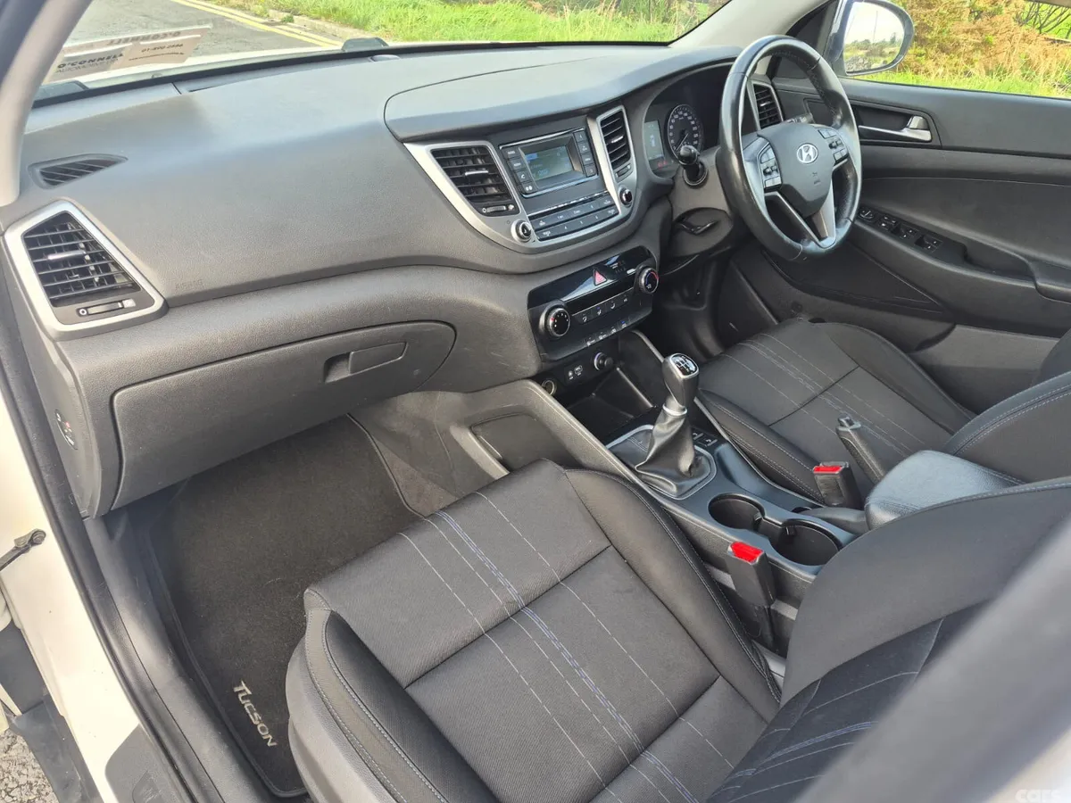 Hyundai Tucson SUV, Diesel, 2016, White