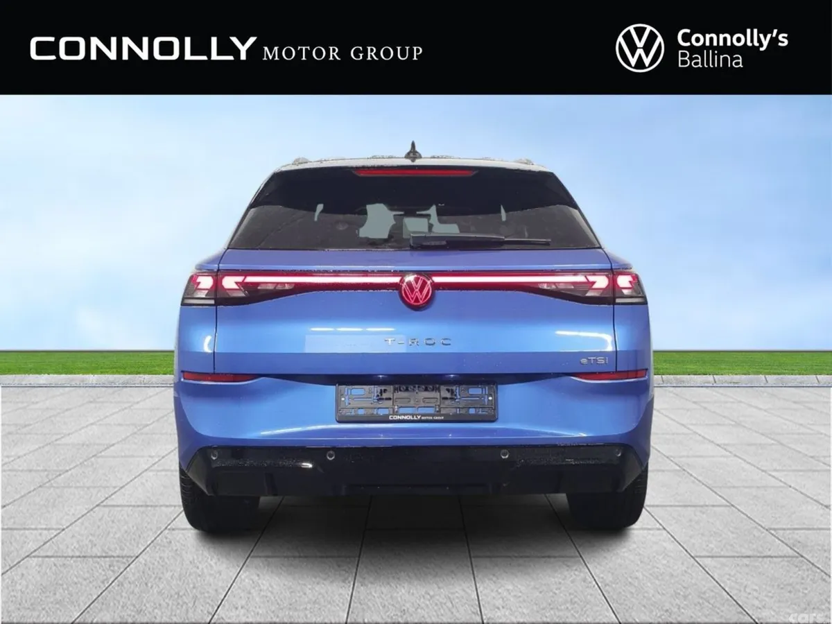 Volkswagen T-Roc Estate, Petrol, 2026, Blue