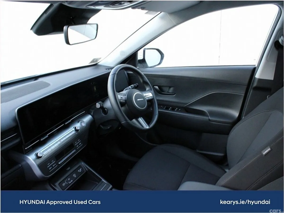 Hyundai KONA MPV, Petrol Hybrid, 2026, White