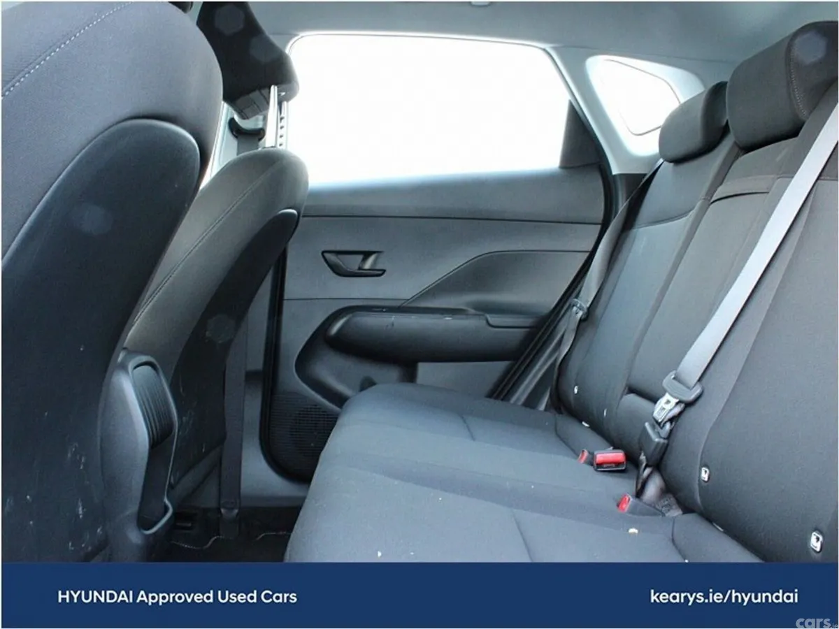 Hyundai KONA MPV, Petrol Hybrid, 2026, White