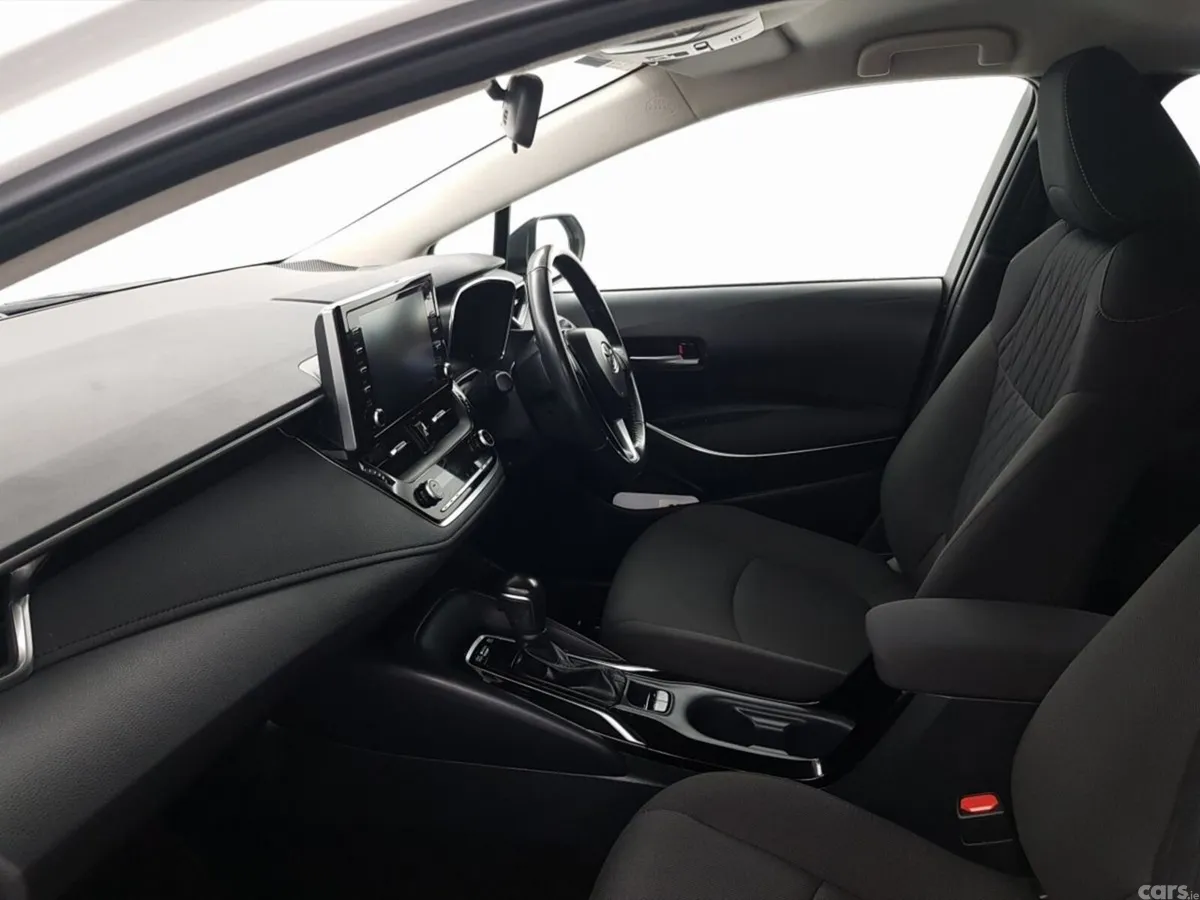 Toyota Corolla Saloon, Petrol Hybrid, 2023, White