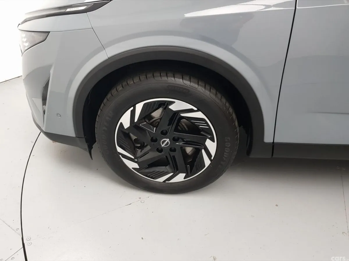 Nissan Qashqai MPV, Petrol Hybrid, 2026, Grey