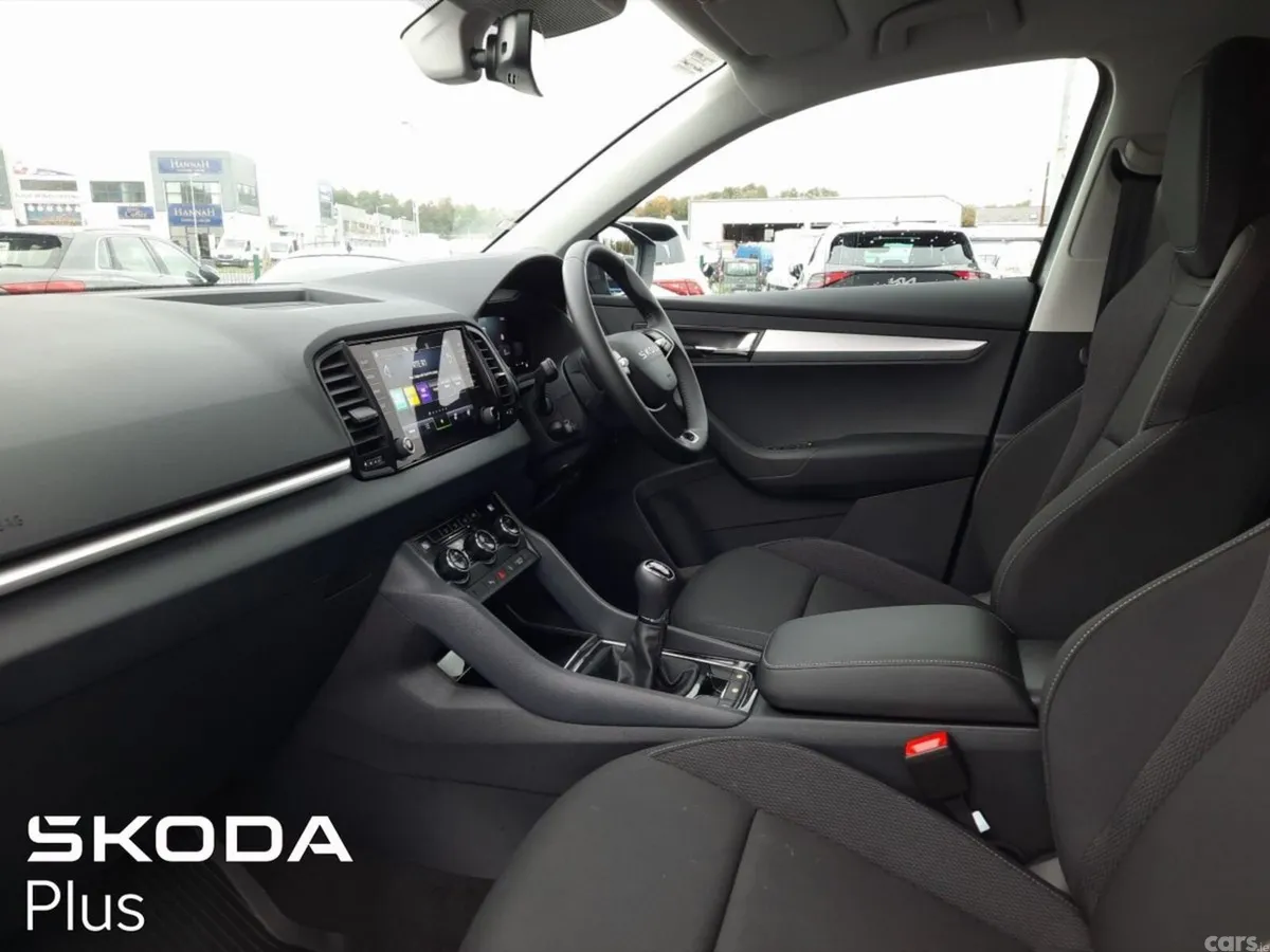 Skoda Karoq SUV, Petrol, 2026, Grey