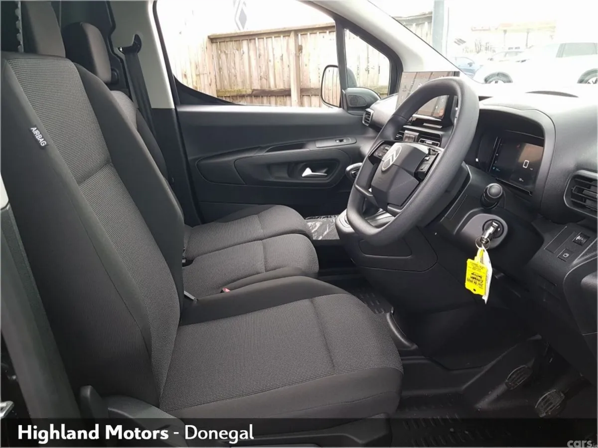 Citroen Berlingo MPV, Diesel, 2026, Black