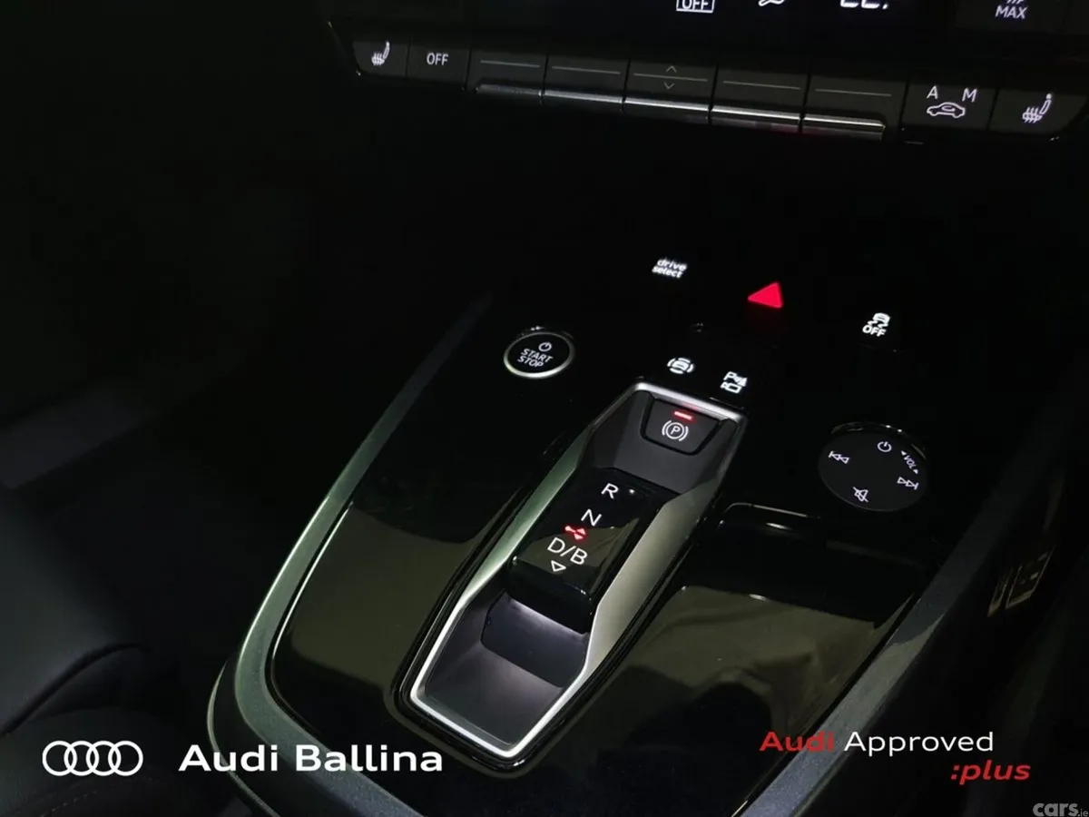 Audi Q4 e-tron SUV, Electric, 2024, Blue