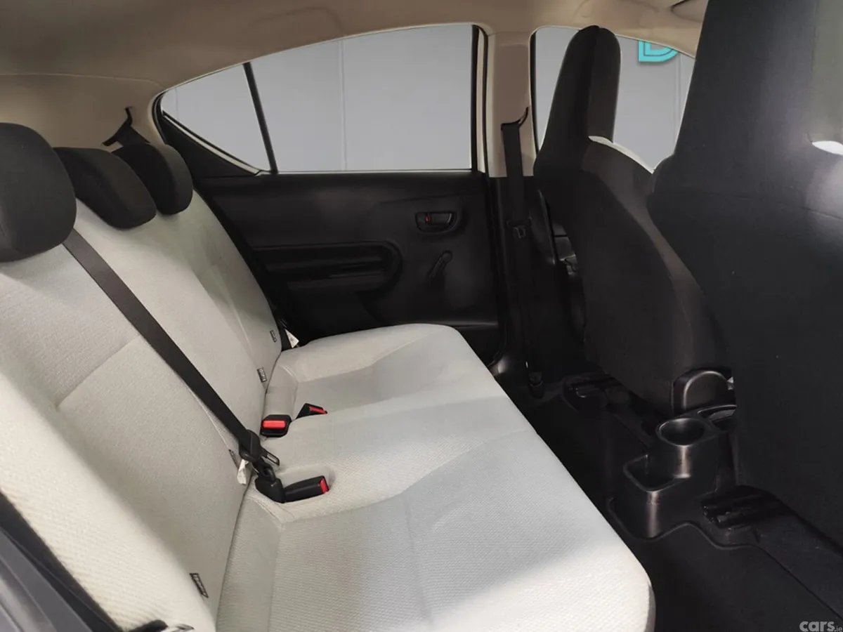 Toyota Aqua Hatchback, Petrol Hybrid, 2021, White
