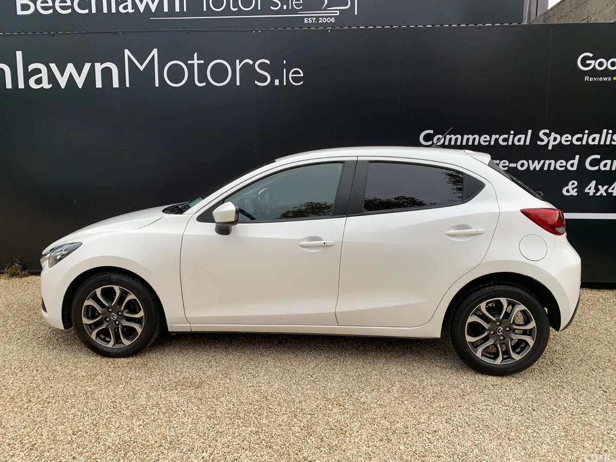 Mazda Mazda2 Hatchback, Petrol, 2016, White