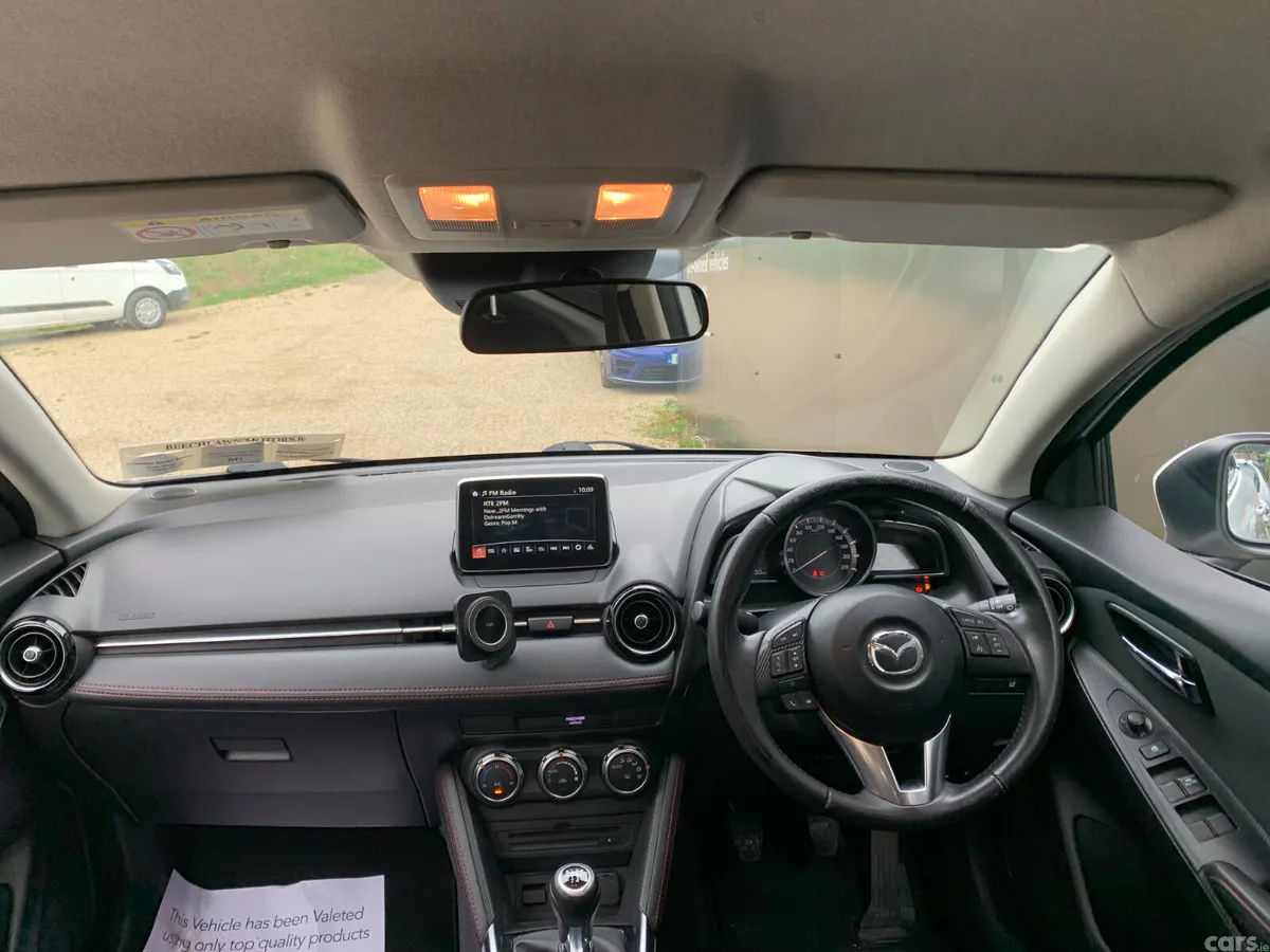 Mazda Mazda2 Hatchback, Petrol, 2016, White