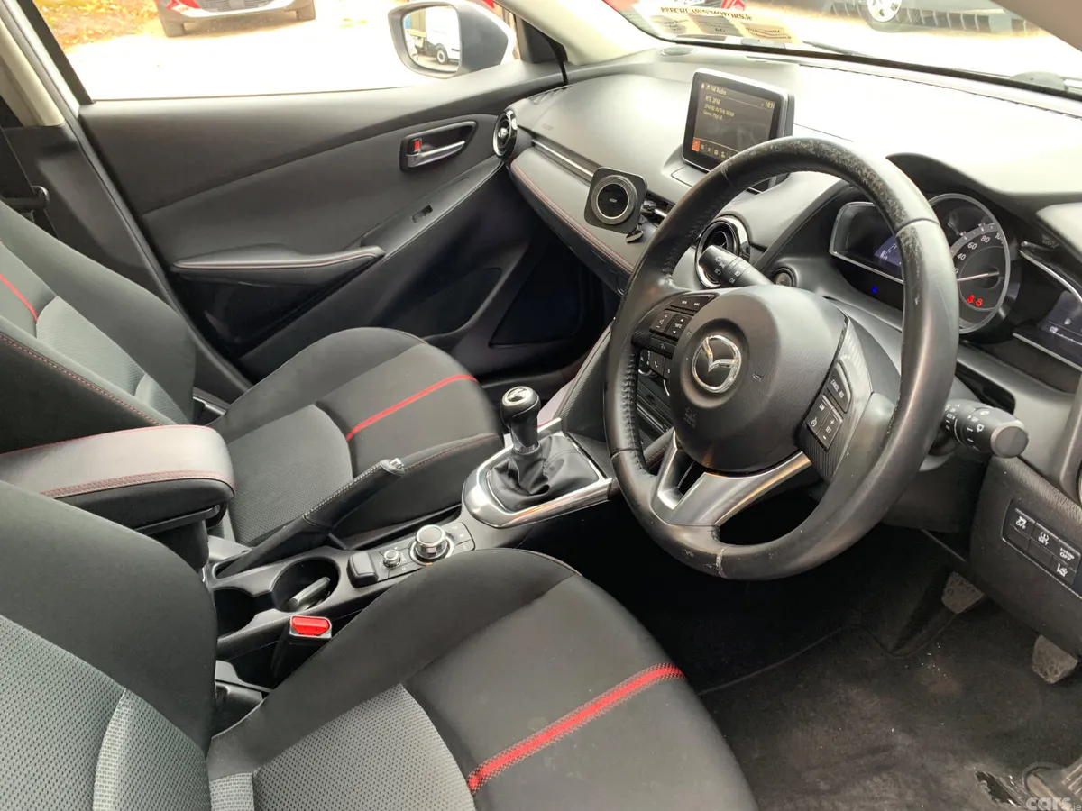 Mazda Mazda2 Hatchback, Petrol, 2016, White