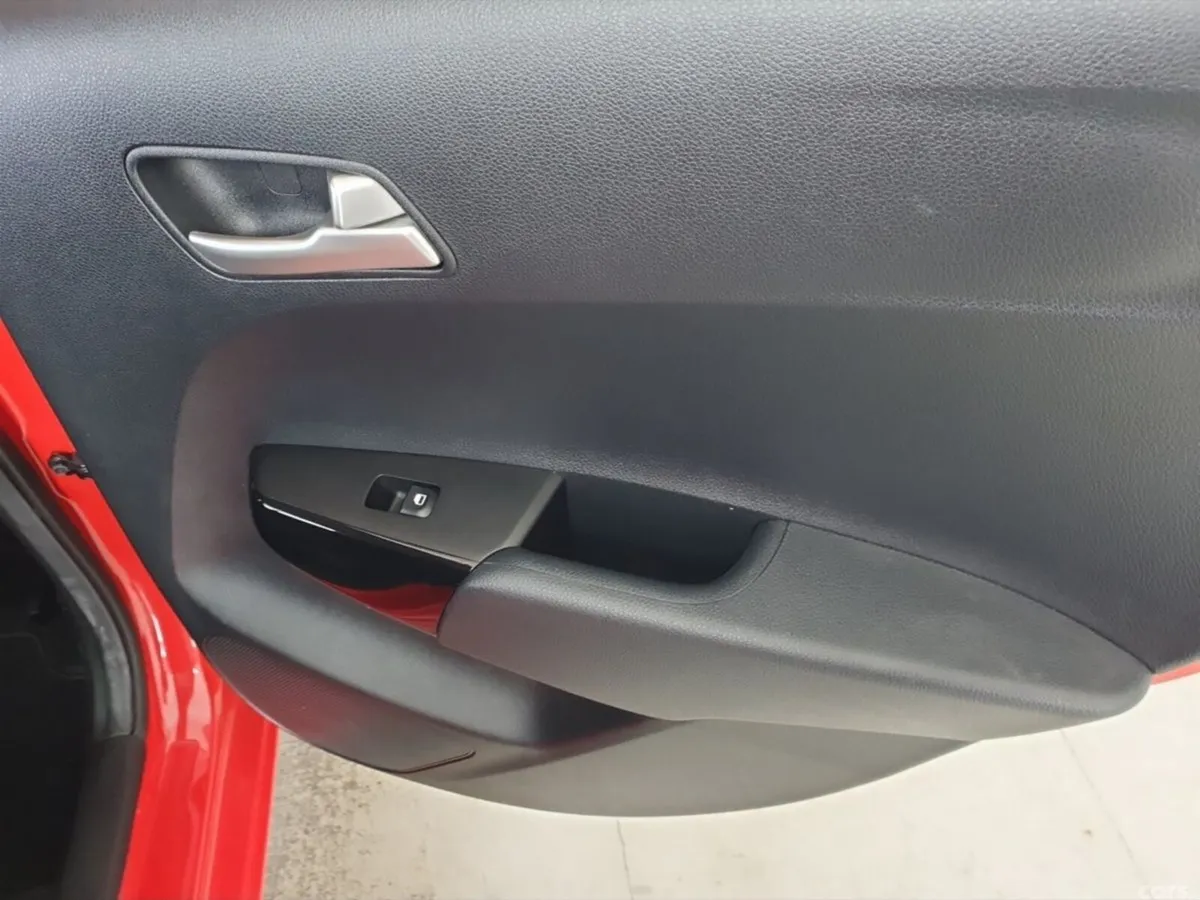 Kia Picanto Hatchback, Petrol, 2022, Red