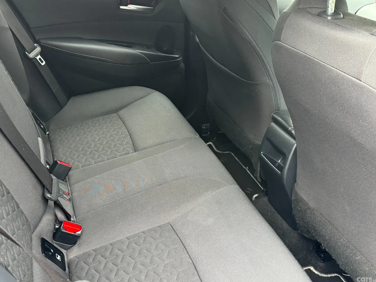 Toyota Corolla Hatchback, Petrol Hybrid, 2019, Green