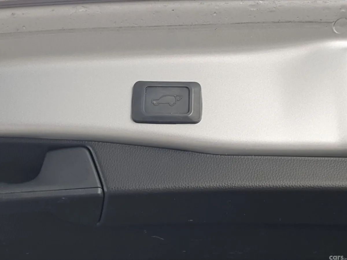 Toyota RAV4 SUV, Petrol Hybrid, 2024, Grey