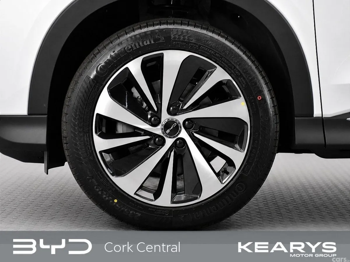 BYD SEAL U Hatchback, Petrol Plug-in Hybrid, 2026, White