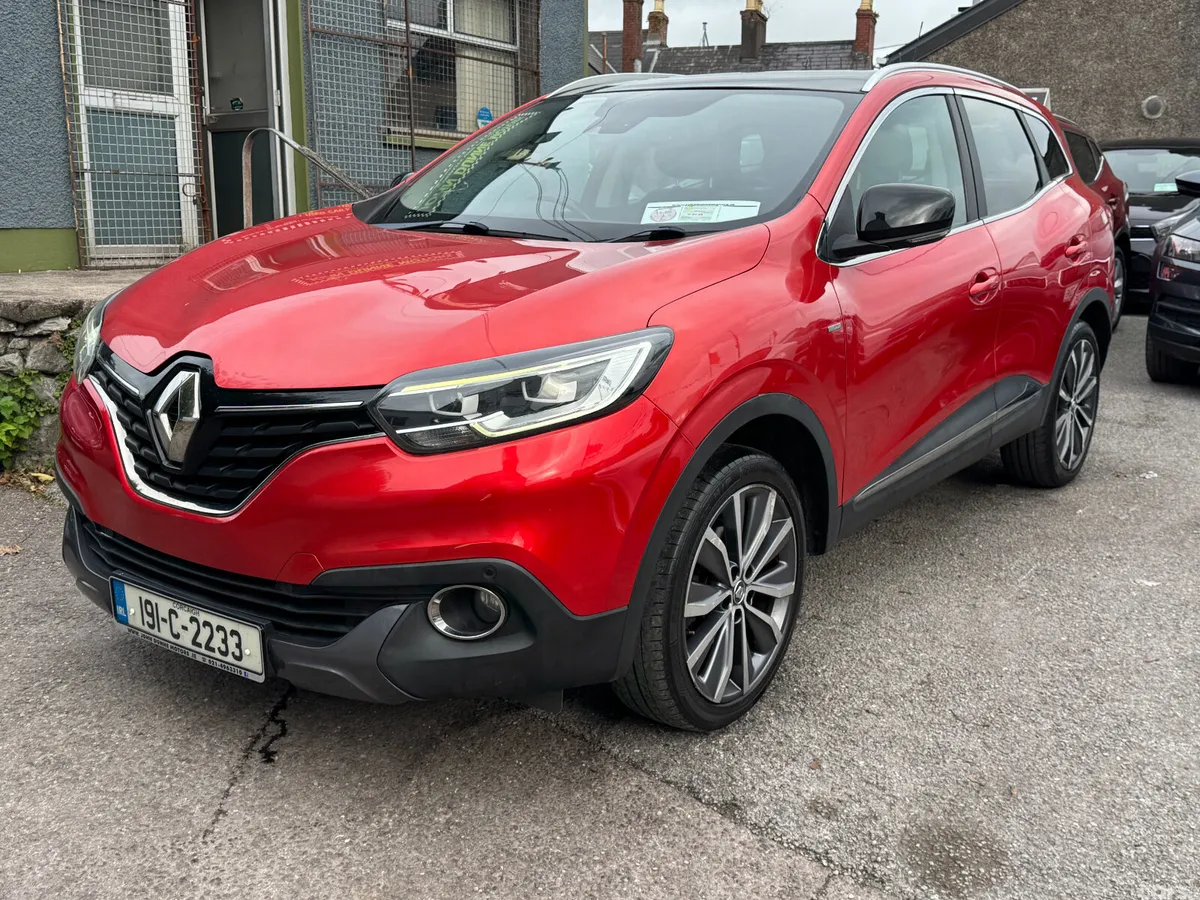 Renault Kadjar SUV, Diesel, 2019, Red