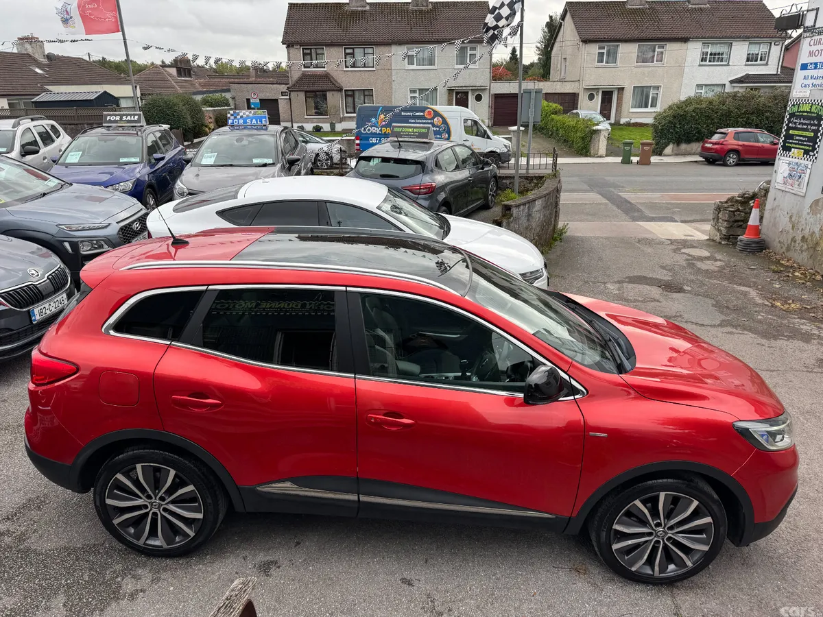 Renault Kadjar SUV, Diesel, 2019, Red