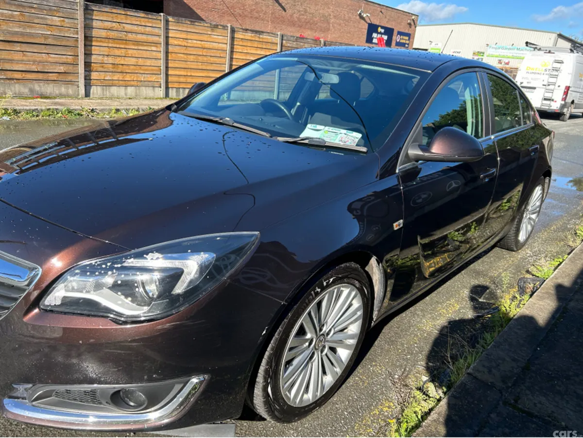 Opel Insignia Hatchback, Diesel, 2015, Brown