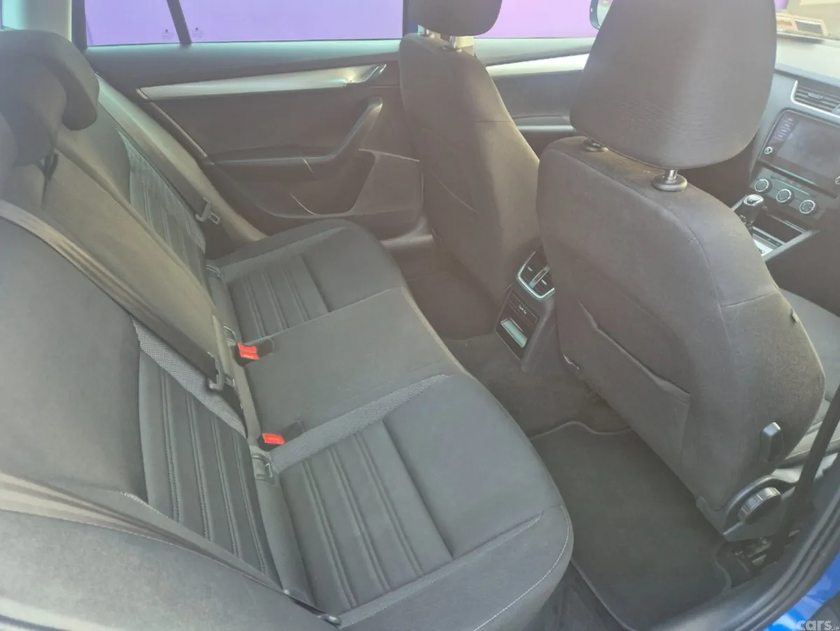 Skoda Octavia Estate, Diesel, 2019, Blue