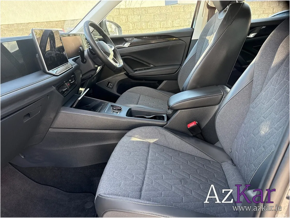 Volkswagen Tiguan SUV, Petrol Plug-in Hybrid, 2025, Grey