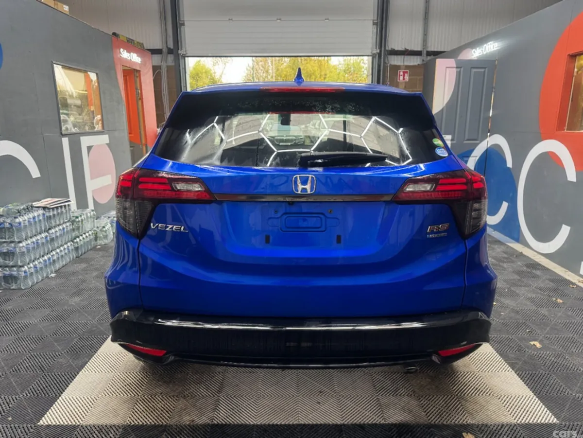 Honda Vezel SUV, Petrol Hybrid, 2020, Blue