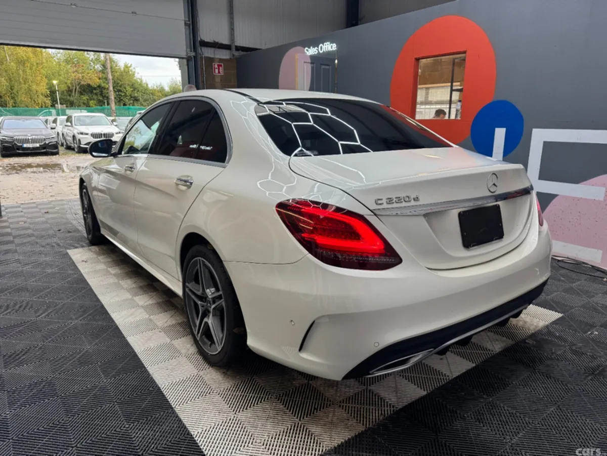 Mercedes-Benz C-Class Saloon, Diesel, 2019, White