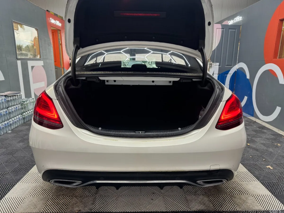 Mercedes-Benz C-Class Saloon, Diesel, 2019, White