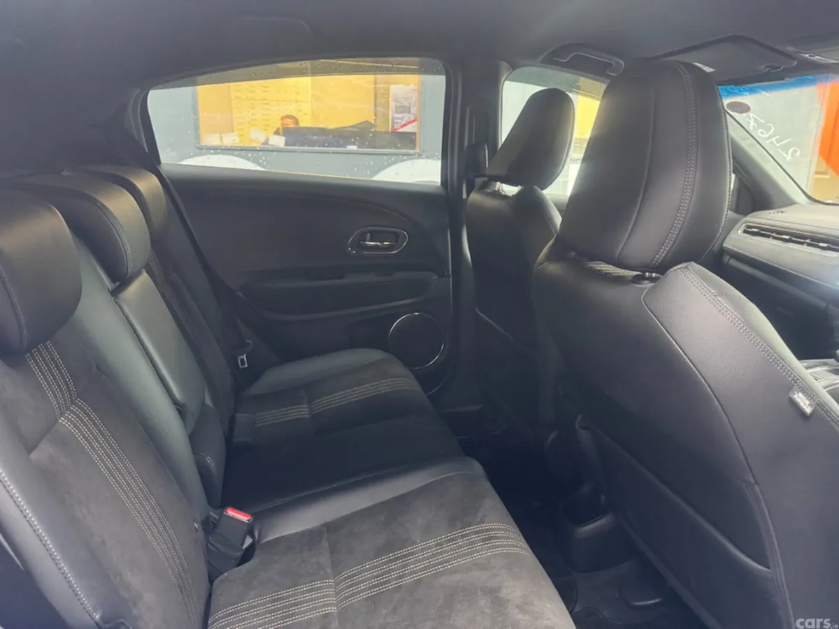Honda Vezel SUV, Petrol Hybrid, 2020, Blue