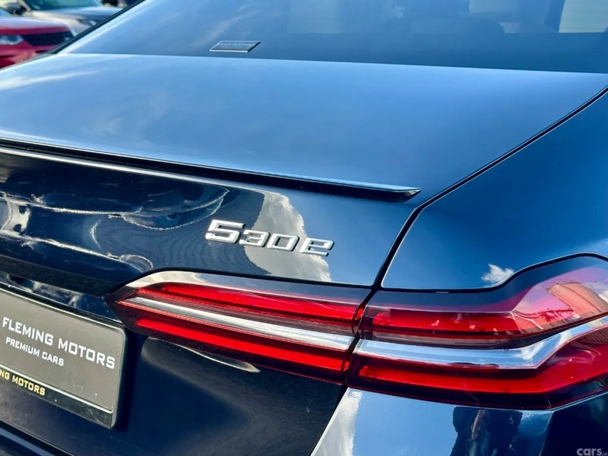 BMW 5-Series Saloon, Petrol Hybrid, 2026, Black