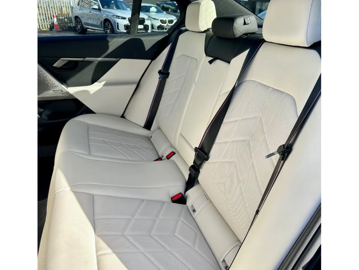 BMW 5-Series Saloon, Petrol Hybrid, 2026, Black