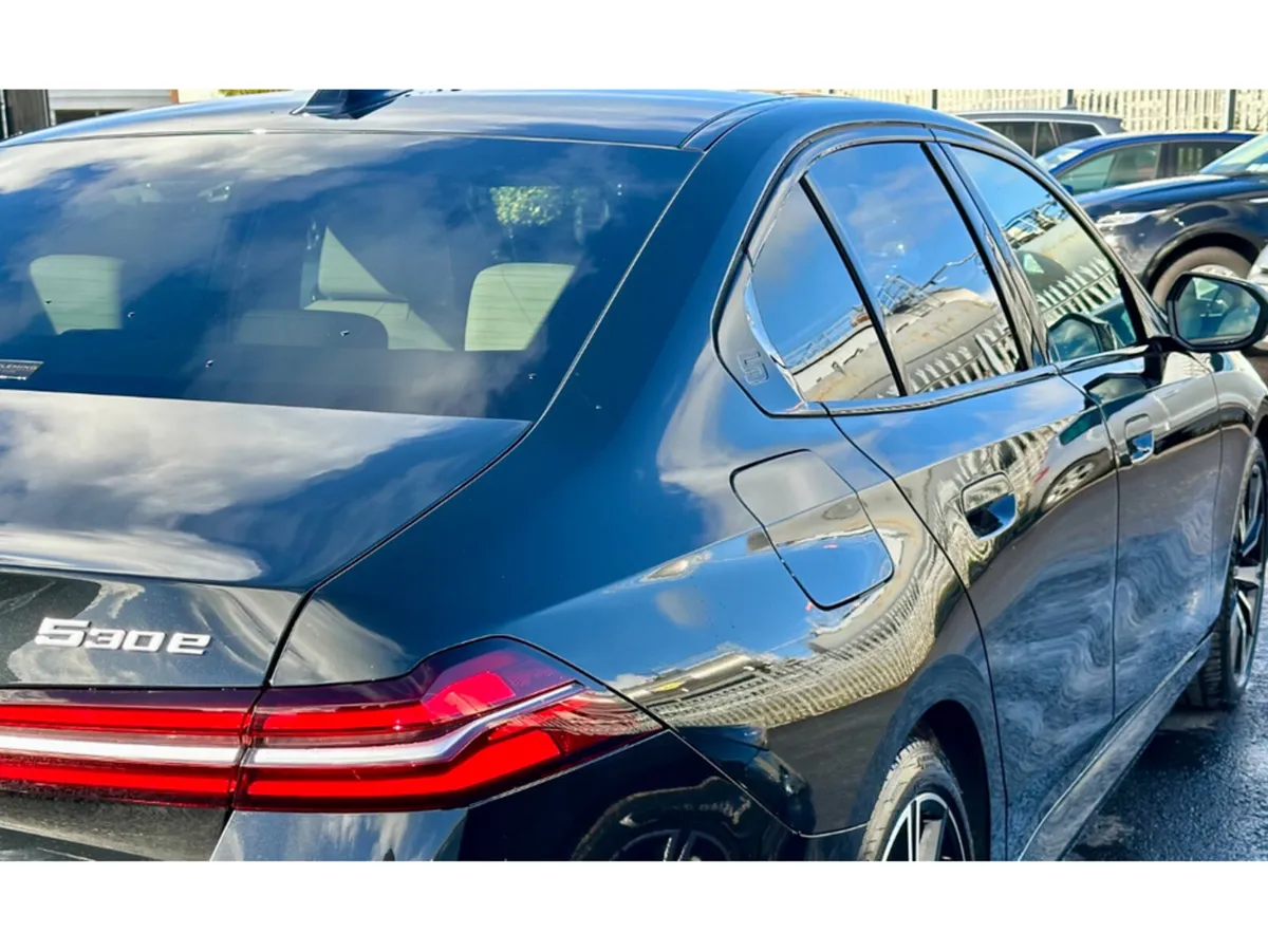 BMW 5-Series Saloon, Petrol Hybrid, 2026, Black