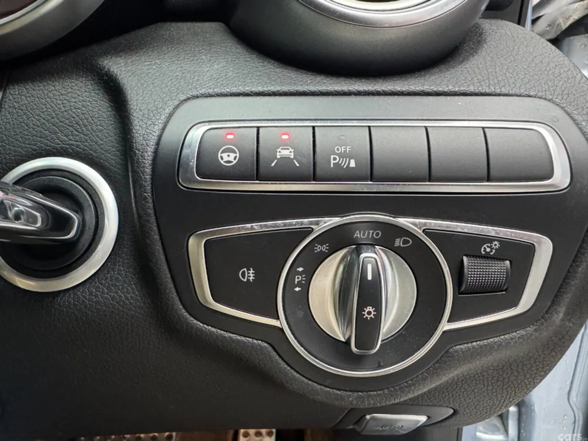 Mercedes-Benz C-Class Saloon, Petrol, 2018, Silver
