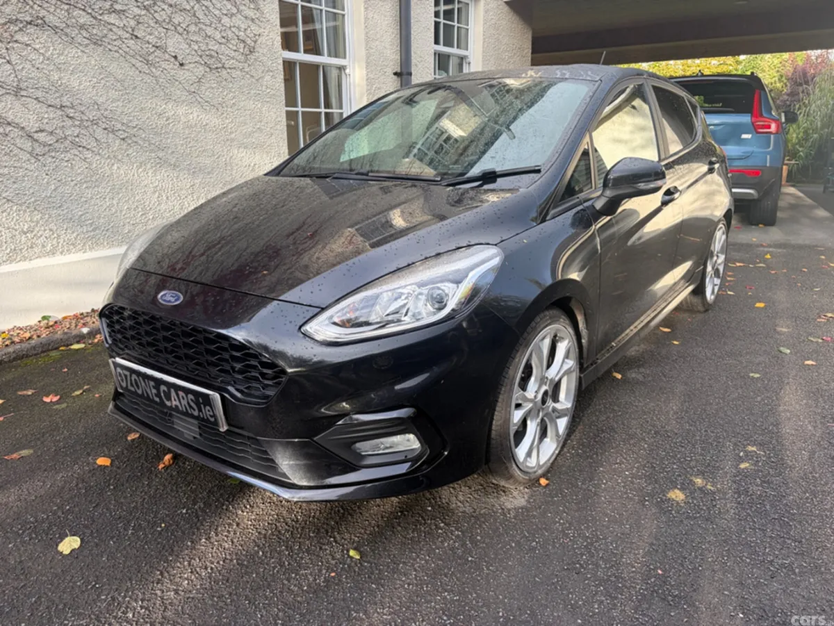 Ford Fiesta Hatchback, Petrol, 2021, Black