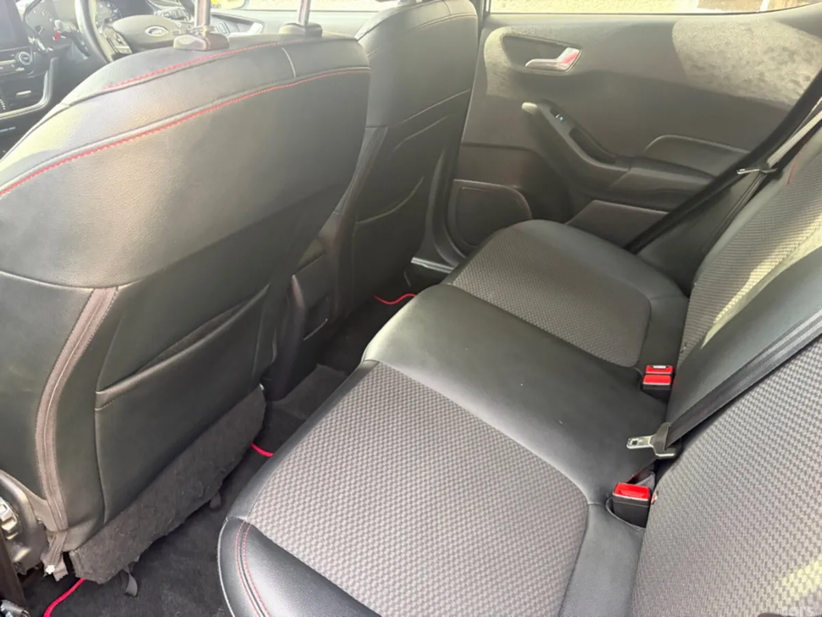 Ford Fiesta Hatchback, Petrol, 2021, Black