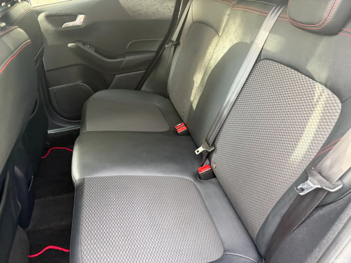 Ford Fiesta Hatchback, Petrol, 2021, Black