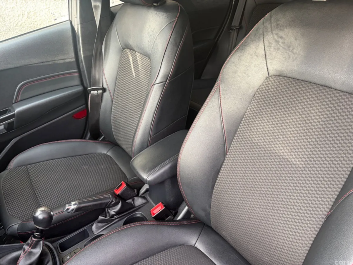 Ford Fiesta Hatchback, Petrol, 2021, Black