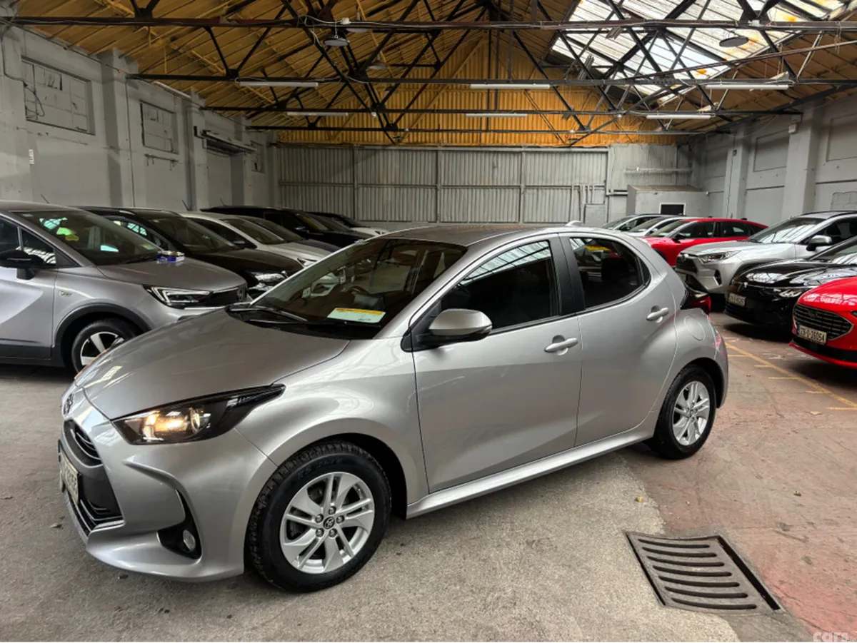Toyota Yaris Hatchback, Petrol, 2024, Grey