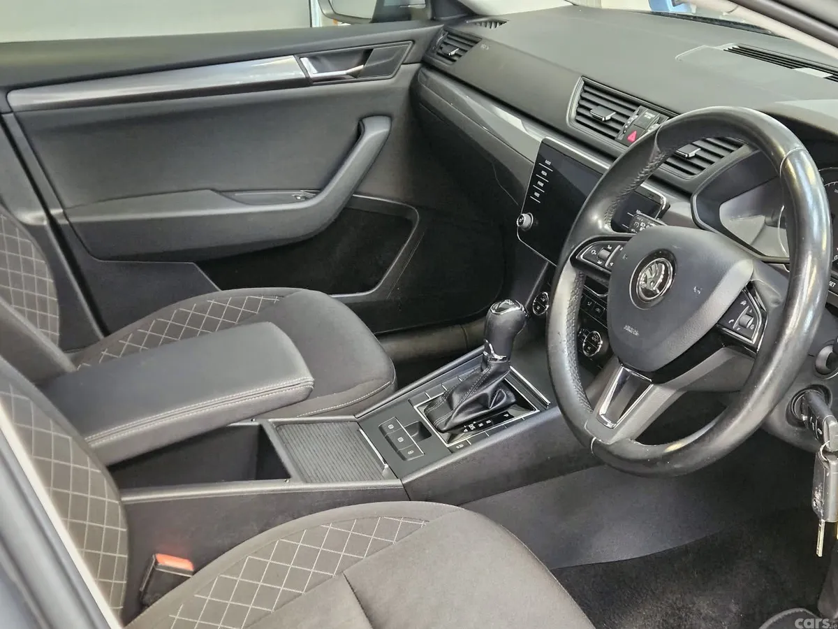 Skoda Superb Saloon, Diesel, 2018, Grey