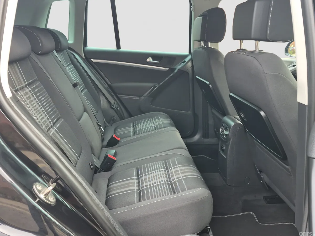 Volkswagen Tiguan SUV, Petrol, 2015, Black