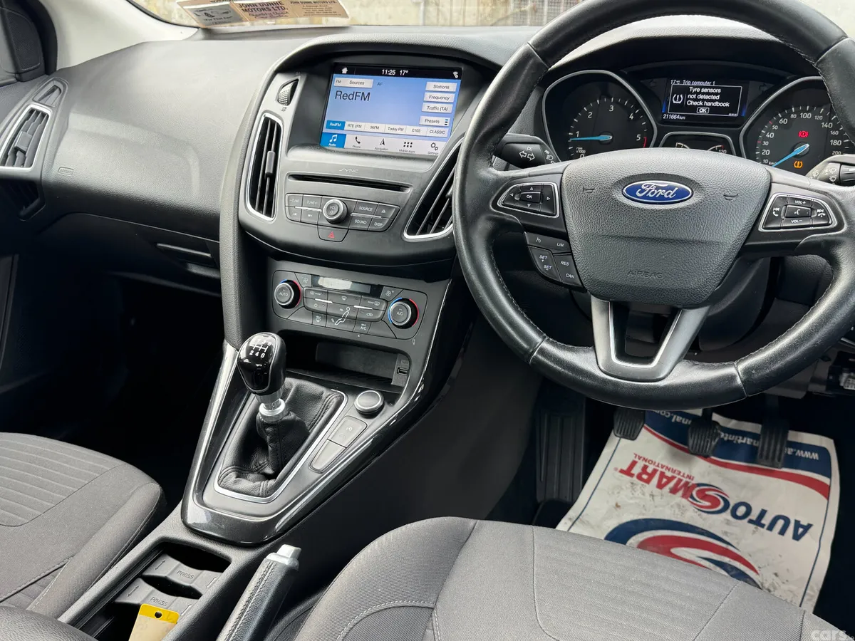 Ford Focus Saloon, Diesel, 2017, Grey