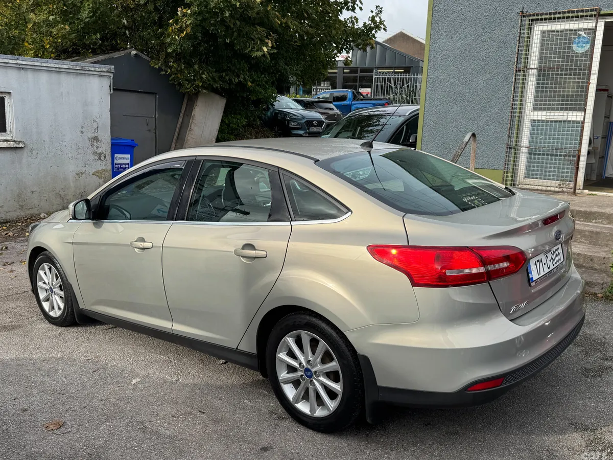 Ford Focus Saloon, Diesel, 2017, Grey