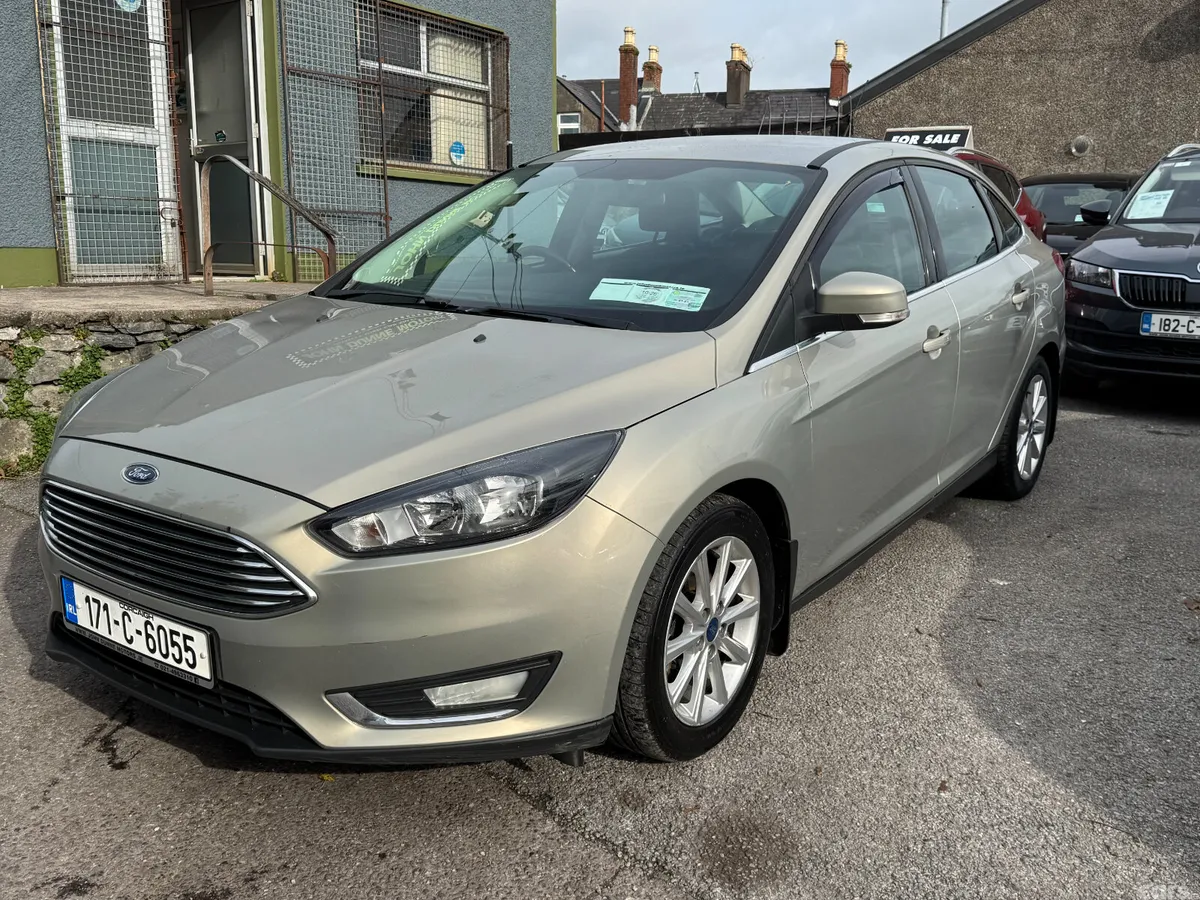 Ford Focus Saloon, Diesel, 2017, Grey