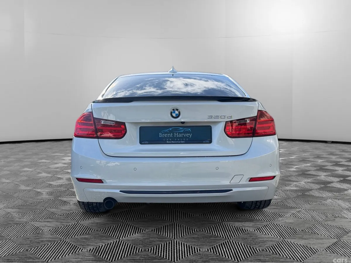 BMW 3-Series Saloon, Diesel, 2015, White