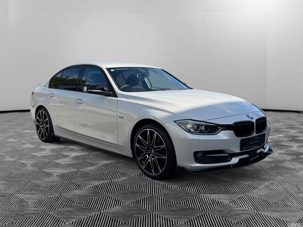 BMW 3-Series Saloon, Diesel, 2015, White