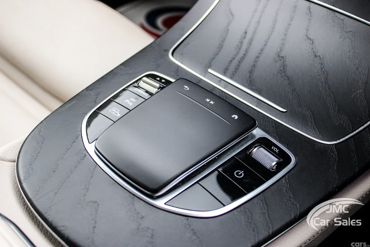 Mercedes-Benz E-Class Saloon, Diesel Plug-in Hybrid, 2022, Black