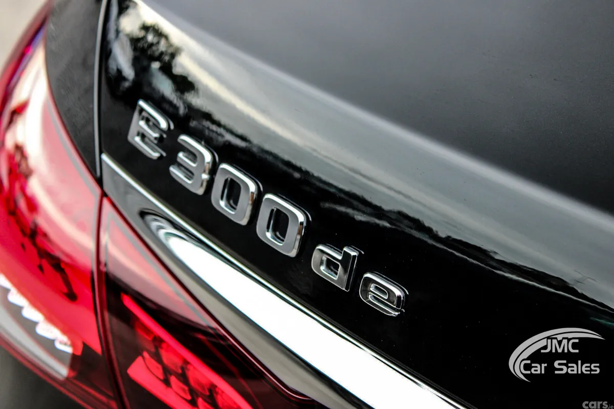 Mercedes-Benz E-Class Saloon, Diesel Plug-in Hybrid, 2022, Black
