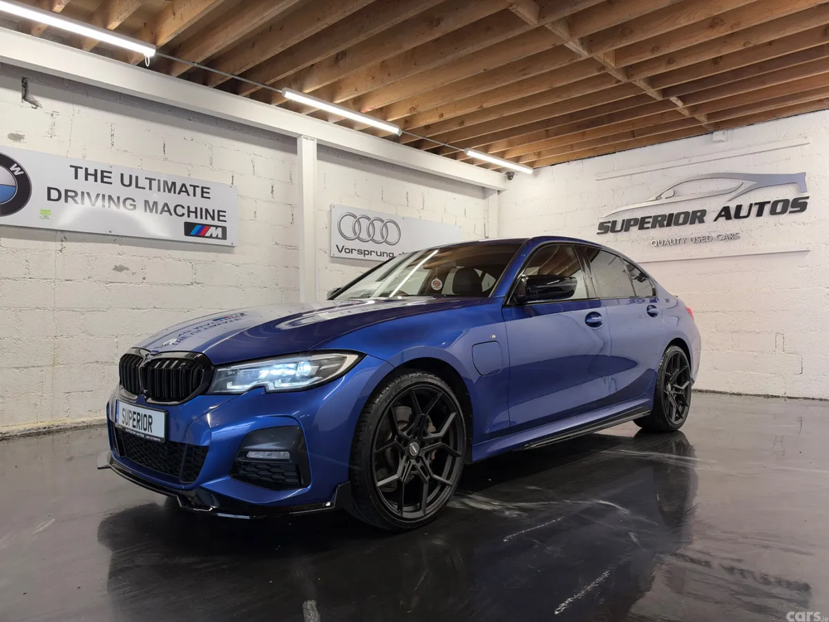 BMW 3-Series Saloon, Petrol Hybrid, 2020, Blue