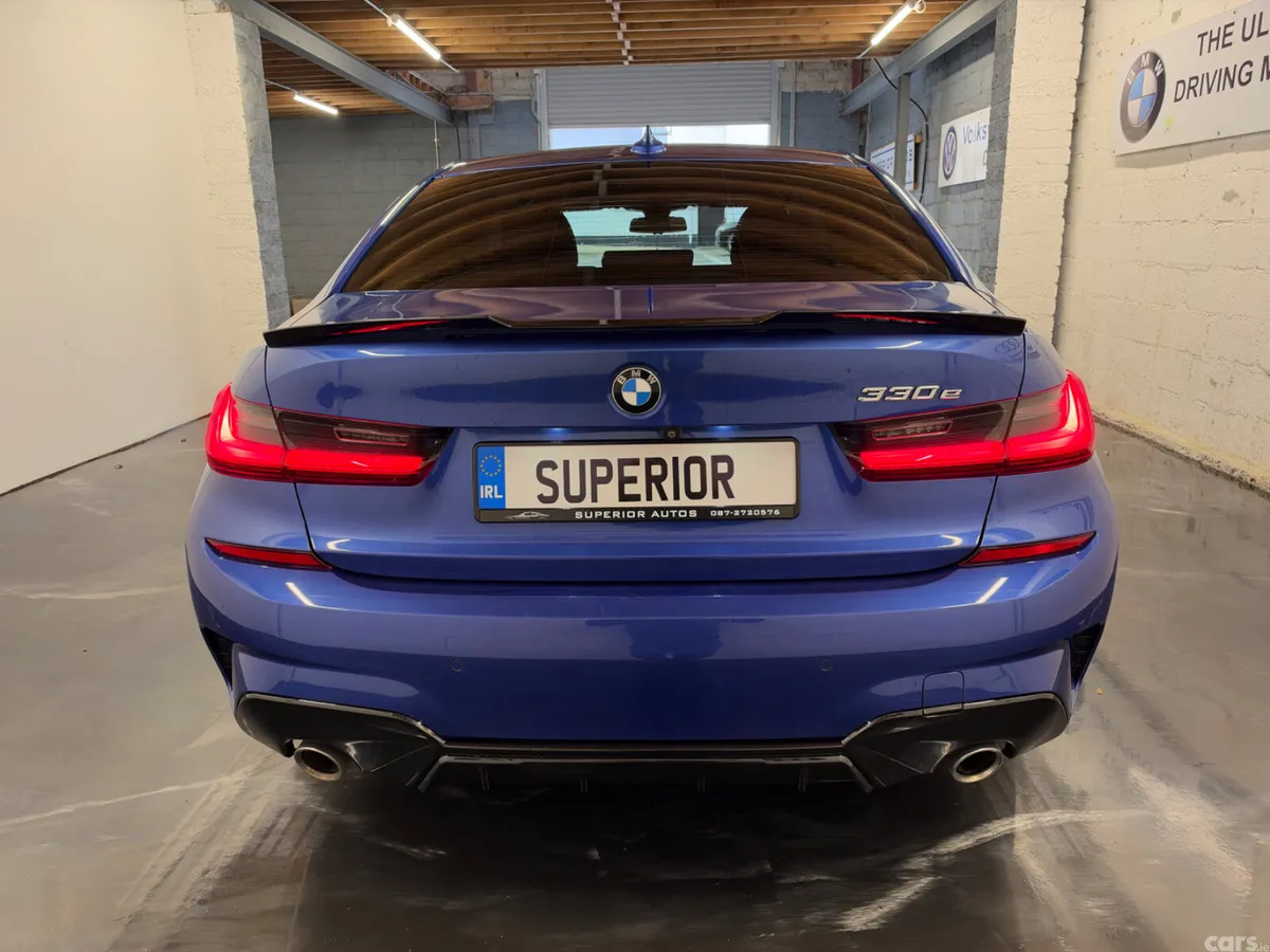 BMW 3-Series Saloon, Petrol Hybrid, 2020, Blue