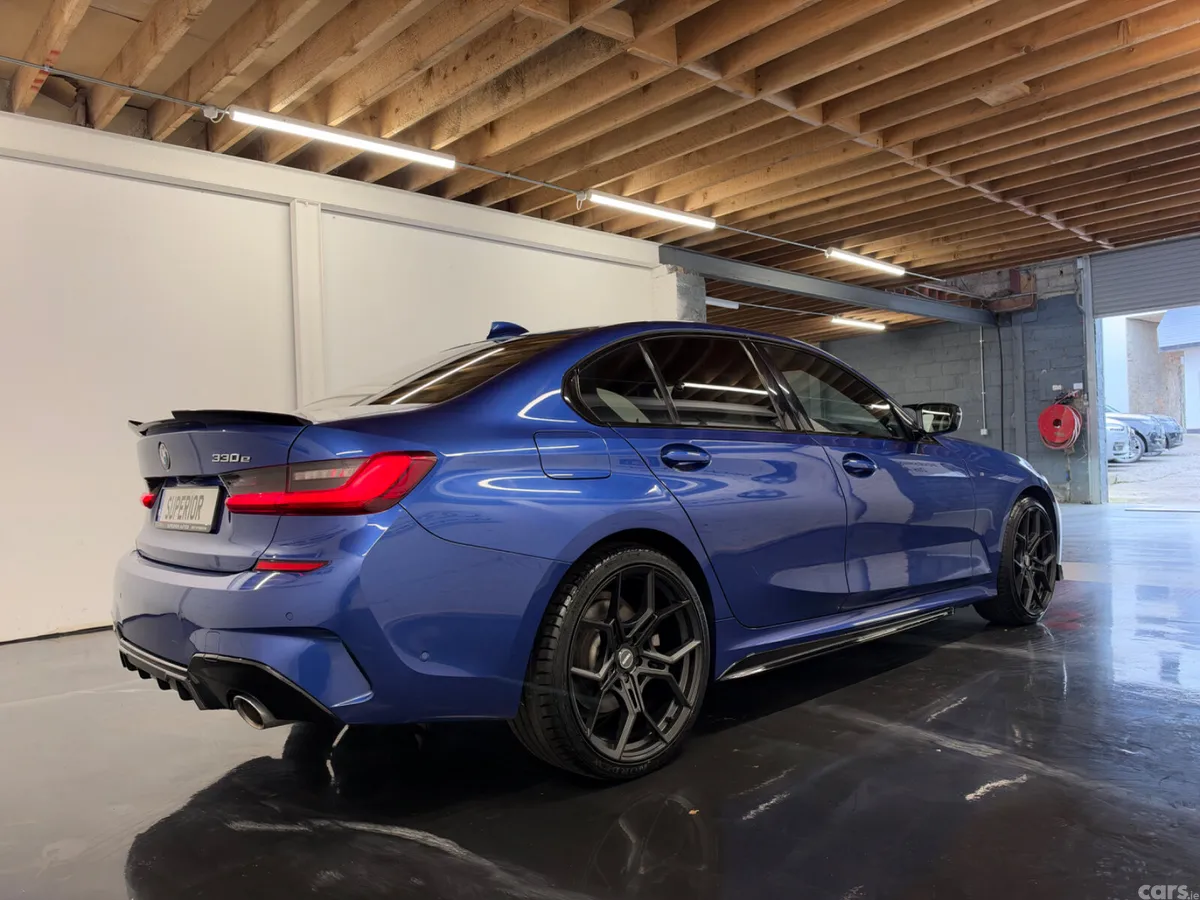 BMW 3-Series Saloon, Petrol Hybrid, 2020, Blue