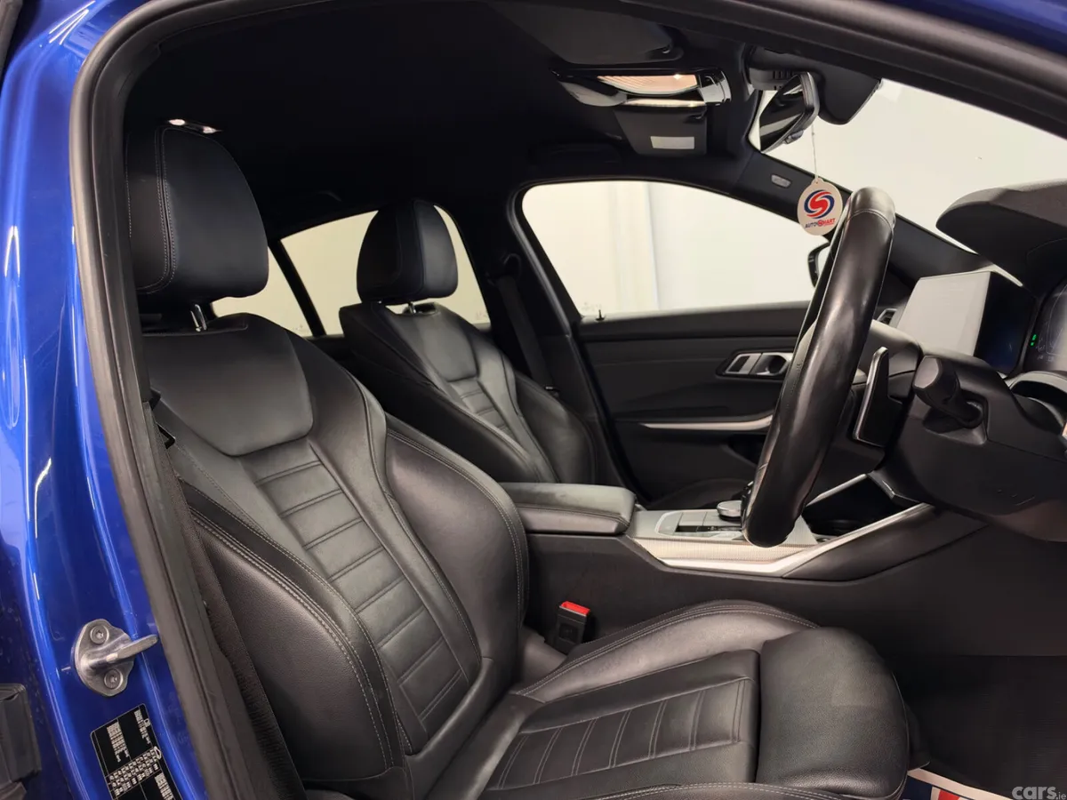 BMW 3-Series Saloon, Petrol Hybrid, 2020, Blue